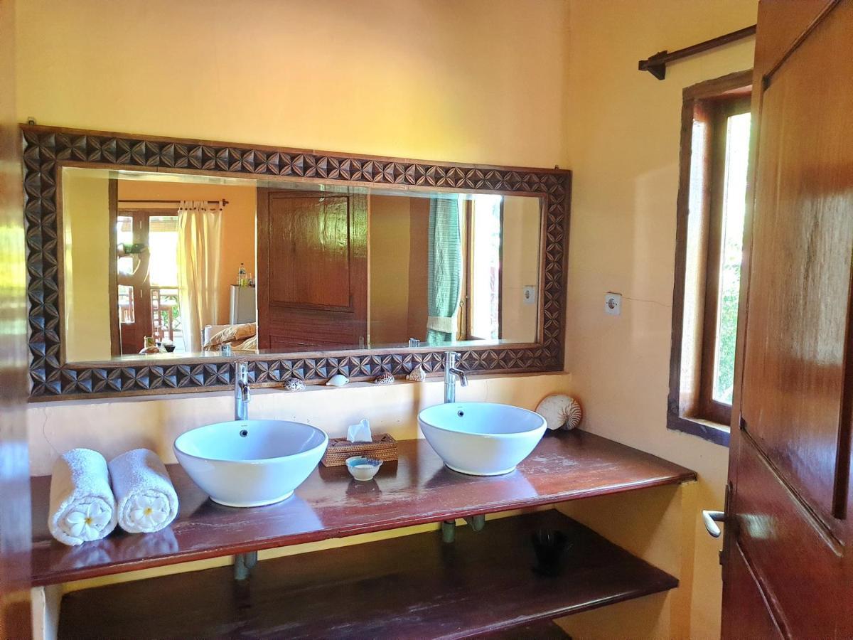 Waiara Village Guesthouse Maumere Eksteriør bilde