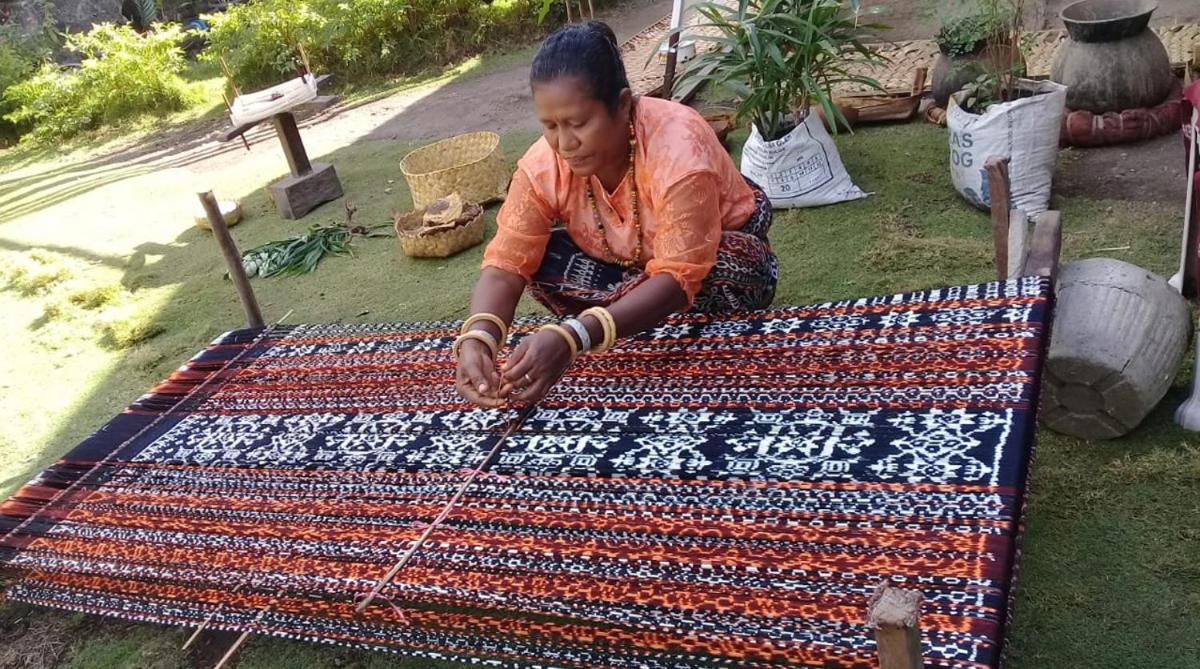 Waiara Village Guesthouse Maumere Eksteriør bilde
